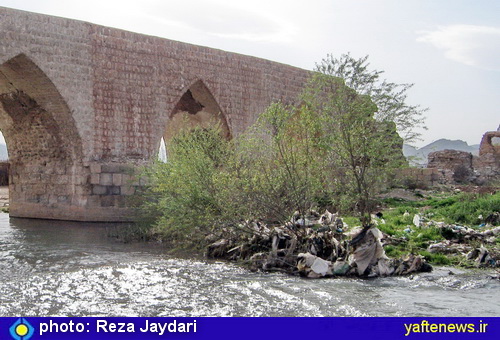 وضعيت اسفبار پل شكسته خرم‌آباد از آثار دوره ساساني - يافته